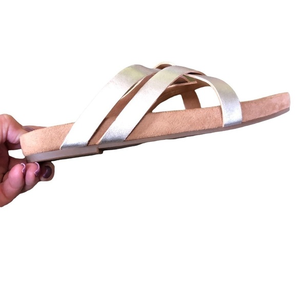 Lucky Brand Fillima Metallic Sandals 6 - Picture 7 of 10